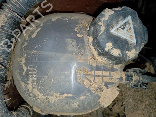 Used Expansion tank PEUGEOT 2008 II (UD_, US_, UY_, UJ_, UR_, UC_) 1.5 BlueHDI 130 (131 hp) 30744603