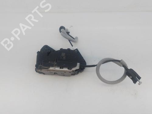 front-right-lock-skoda-karoq-nu7-nd7-2017-33436978 main image