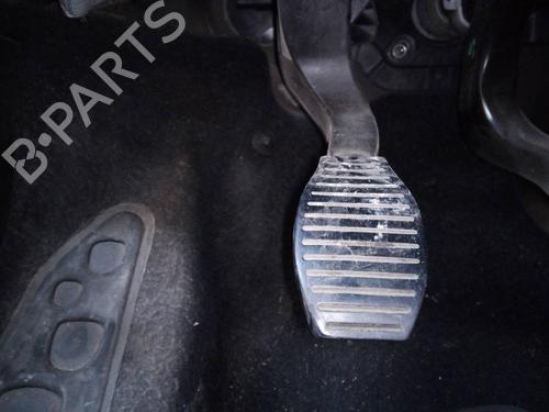 Used Clutch pedal FIAT 500L (351_, 352_) 1.6 D Multijet (199LYD1B) (105 hp) 11351854