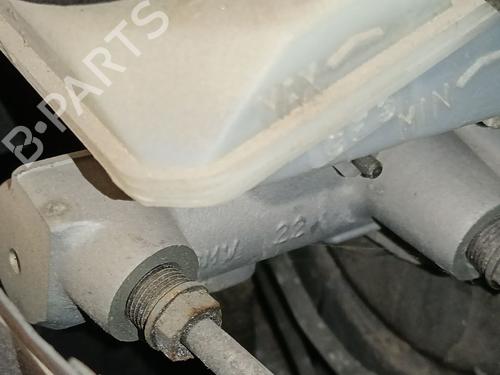Used Brake master cylinder MINI MINI (R50, R53) One (90 hp) 27297340