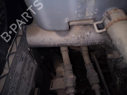 Used Brake master cylinder HYUNDAI SANTA FÉ II (CM) 2.2 CRDi 4x4 (155 hp) 17491509
