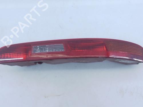 Højre baglygte kofanger AUDI Q3 (8UB, 8UG) 2.0 TDI (140 hp) 31644284