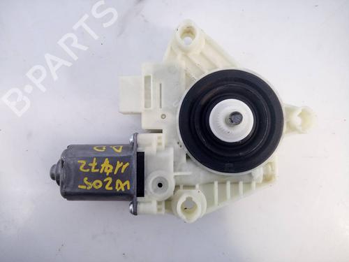 Used Right front window motor MERCEDES-BENZ C-CLASS (W205) [2013-2023]  18119042