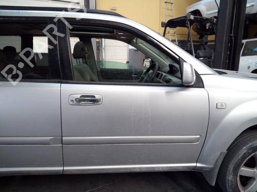 Used Right front door NISSAN X-TRAIL I (T30) 2.2 Di 4x4 (114 hp) 12493744