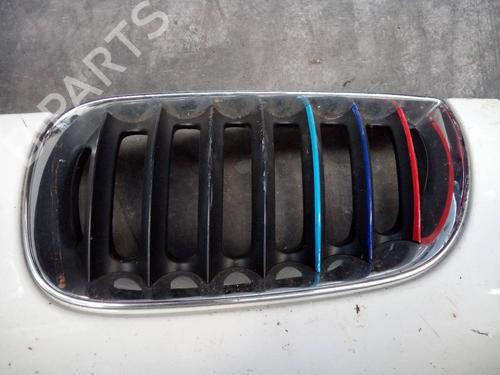 Used Grille BMW X3 (E83) 2.0 d (150 hp) 17615745