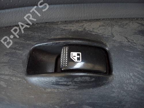 Used Left rear window switch HYUNDAI TUCSON (JM) 2.0 CRDi All-wheel Drive (113 hp) 17009788