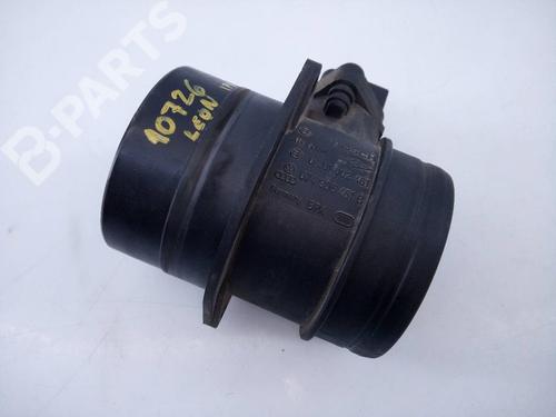 mass-air-flow-sensor-seat-leon-1p1-20-tdi-074906461b-2005-2006-2007-2008-2009-2010-2011-2012-2013-11118833 main image
