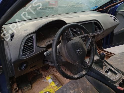 Interior roof light SEAT LEON ST (5F8) 1.4 TGI | BP32001616I8