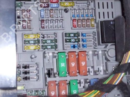 Used Fuse box BMW 3 Touring (E91) 320 d (163 hp) 9368844
