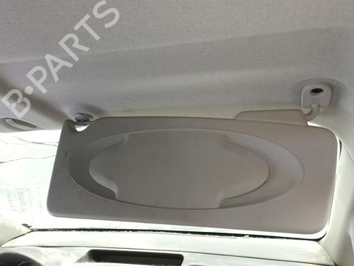 Used Right sun visor Right sun visor 37516782 37516782