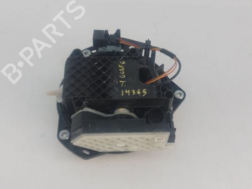 Tailgate handle VW T-ROC (A11, D11) 1.5 TSI | BP32983251C132 - Image 3
