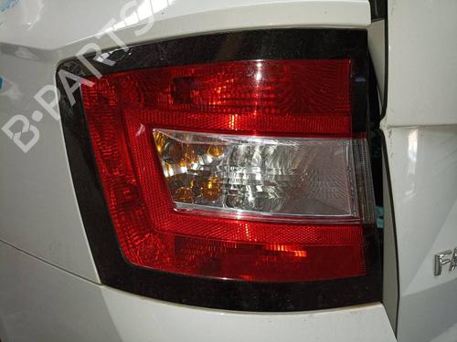 Used Left taillight SKODA FABIA III Estate (NJ5) [2014-2022]  22957361