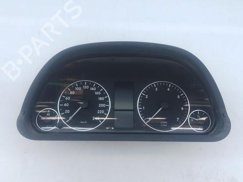 Used Instrument cluster Instrument cluster MERCEDES-BENZ A-CLASS (W169) A 200 CDI (169.008, 169.308) (140 hp) 39961571 39961571