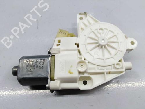 Used Right rear window motor MERCEDES-BENZ C-CLASS (W204) [2007-2015]  2136340