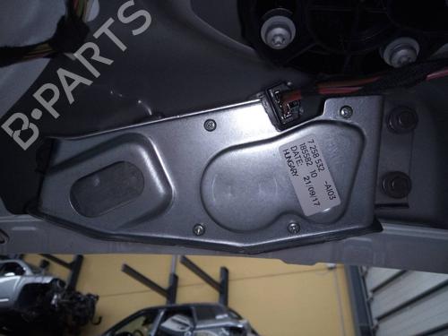 Used Rear wiper motor BMW 1 (F20) 116 d (116 hp) 17920965