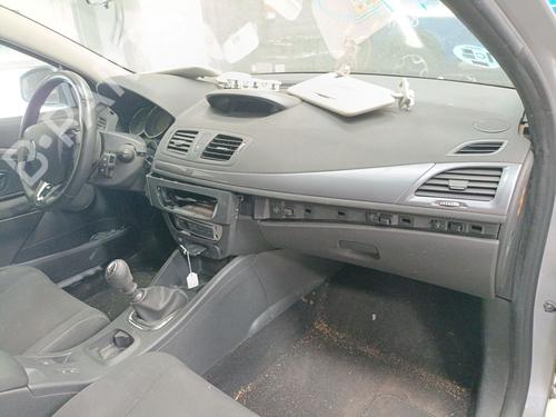 Salpicadero Salpicadero RENAULT MEGANE III Hatchback (BZ0/1_, B3_) 1.2 TCe (BZ2B, BZ11) (116 hp) 37602310 37602310