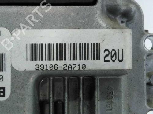 Engine control unit (ECU) HYUNDAI i30 Estate (FD) 1.6 CRDi | BP4679022M57 