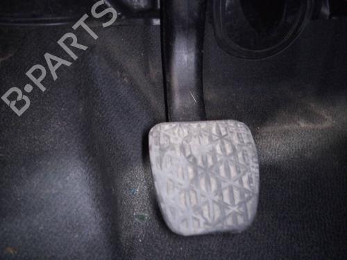 Used Clutch pedal MERCEDES-BENZ VITO Van (W447) [2014-2025]  15840999