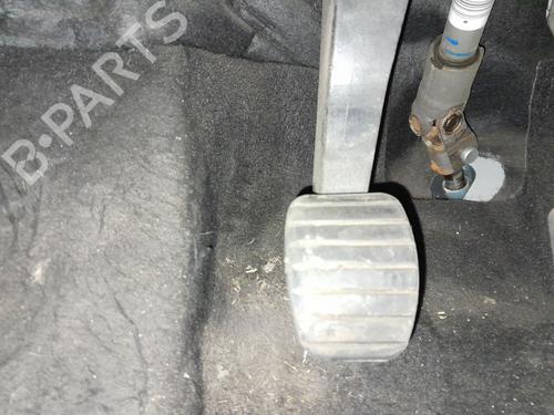 Used Clutch pedal DACIA SANDERO II [2012-2025]  23088968