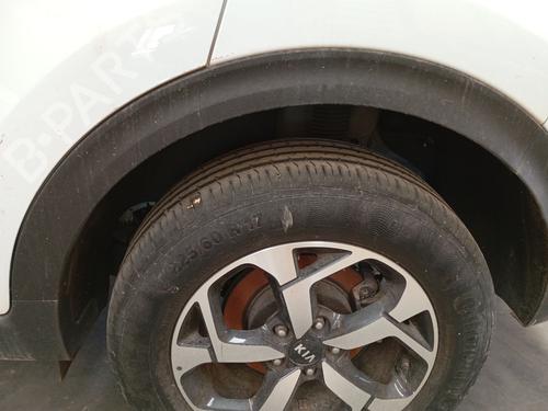 Used Rear left wheel arch trim KIA SPORTAGE IV (QL, QLE) 1.6 CRDi (136 hp) 28046432