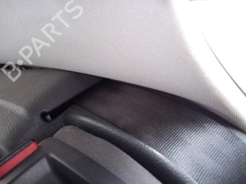 Used Rear left seatbelt VW GOLF V (1K1) [2003-2010]  19020414