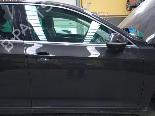 Used Right front door Right front door 38464741 38464741