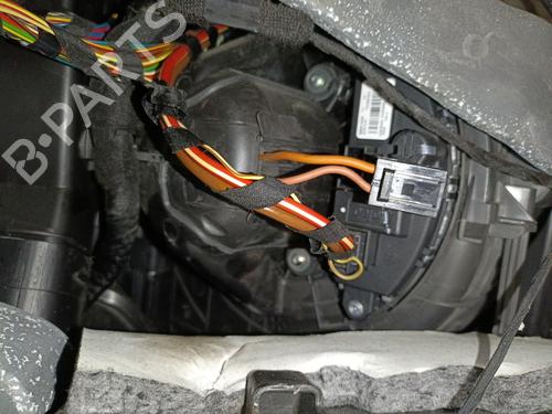 Used Heater blower motor BMW X6 (F16, F86) xDrive 30 d (258 hp) 27495182