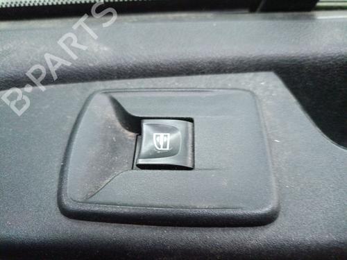 right-front-window-switch-fiat-talento-van-296_-2016-31968869 main image