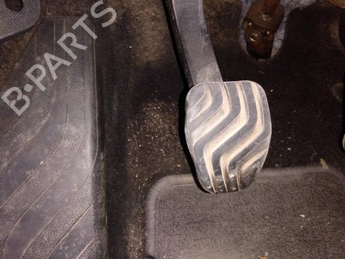 Used Clutch pedal RENAULT MEGANE IV Hatchback (B9A/M/N_) [2015-2025]  20645748