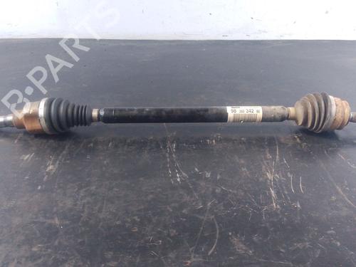 Used Right front driveshaft Right front driveshaft PEUGEOT 208 II (UB_, UP_, UW_, UJ_) 1.2 PureTech 75 (75 hp) 26493049 26493049