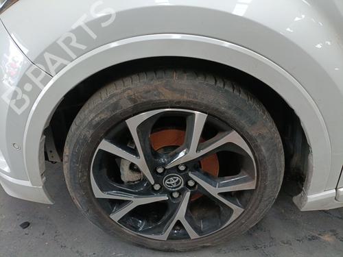 Used Front left wheel arch trim TOYOTA C-HR (_X1_) 1.8 Hybrid (ZYX10_, ZYX11_) (98 hp) 26169741