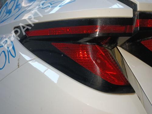 Venstre baglygte HYUNDAI TUCSON (NX4E, NX4A) 1.6 CRDi Hybrid 48V HTRAC (136 hp) 32022933