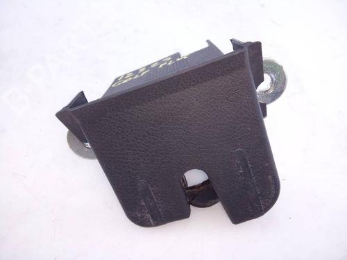 Used Tailgate lock VW GOLF PLUS V (5M1, 521) [2004-2013]  18307897