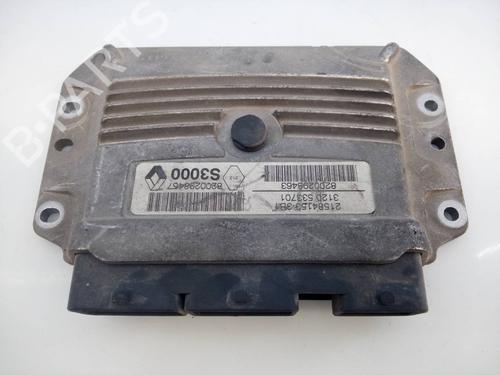 Used Engine control unit (ECU) RENAULT MEGANE II (BM0/1_, CM0/1_) [2001-2012]  8104302