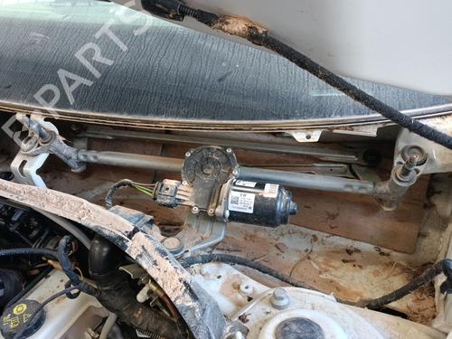 Used Front wiper motor VW T-ROC (A11, D11) 2.0 TDI SCR (115 hp) 27998249