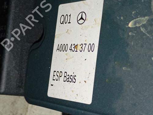 Used ABS pump MERCEDES-BENZ A-CLASS (W176) A 200 CDI / d (176.008) (136 hp) 31145565