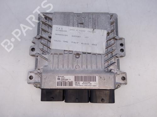 Used Engine control unit (ECU) PEUGEOT 308 I (4A_, 4C_) 1.6 HDi (90 hp) 28689964