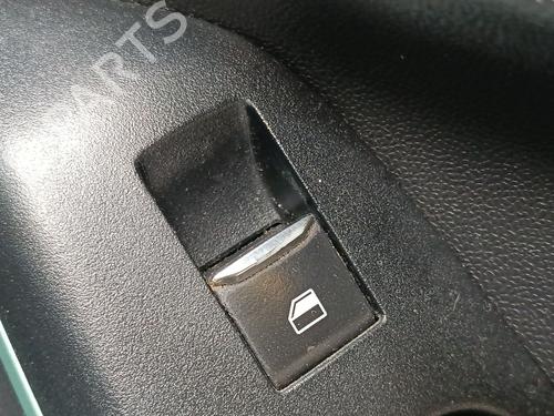 Used Right front window switch FORD FIESTA VII (HJ, HF) 1.1 Ti-VCT (86 hp) 31048430