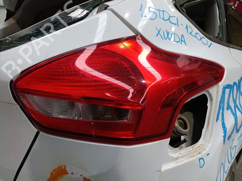 Høyre baklys FORD FOCUS III 1.5 TDCi (120 hp) 32393745