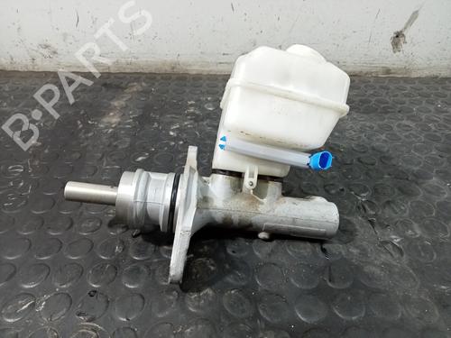 Used Brake master cylinder MERCEDES-BENZ SPRINTER 3,5-t Van (B907, B910) 314 CDI All-wheel Drive (907.633, 907.635, 907.637) (143 hp) 11352282