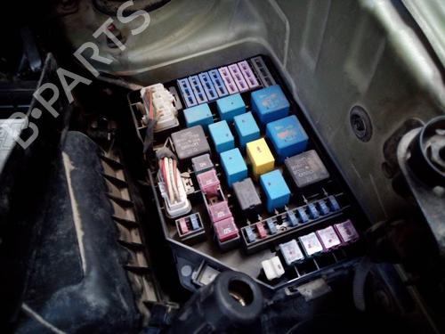 Used Fuse box HYUNDAI TUCSON (JM) 2.0 CRDi (113 hp) 16080715