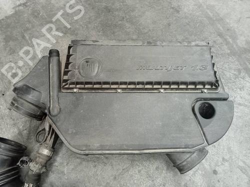 Used Air filter box FIAT DOBLO Bus (263_) [2009-2025]  22976232