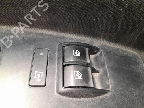 Fensterheberschalter links vorne für OPEL COMBO Box Body/MPV (X12) 1.3 CDTI (B05) (95 hp) 25769527