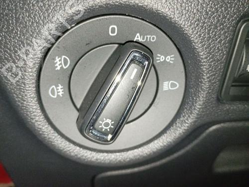 headlight-switch-skoda-kamiq-nw4-2019-33235520 main image