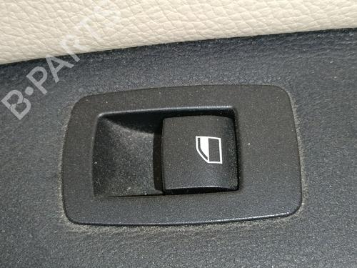 Høyre bak elrute bryter Høyre bak elrute bryter BMW X1 (F48) xDrive 25 d (231 hp) 36807999 36807999