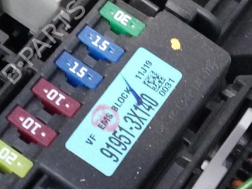 Fuse box HYUNDAI i30 Estate (GD) 1.4 CRDi | BP9041360E1