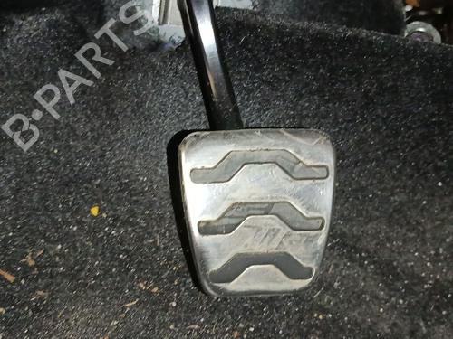 Used Clutch pedal Clutch pedal 39095544 39095544