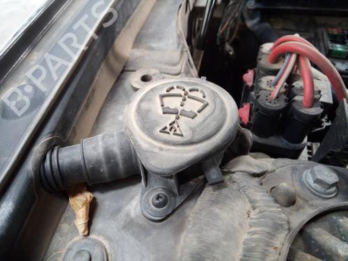 Used Windscreen washer tank BMW 3 (F30, F80) 320 d (184 hp) 15762322