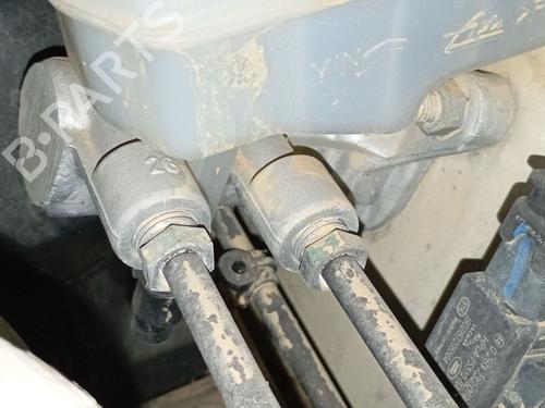 Used Brake master cylinder JAGUAR F-PACE (X761) 3.0 SDV6 AWD (300 hp) 31063176