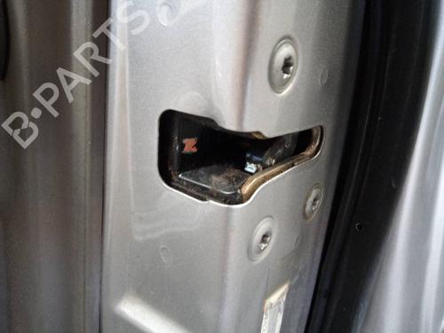 Used Front right lock NISSAN X-TRAIL I (T30) 2.2 Di 4x4 (114 hp) 12493695